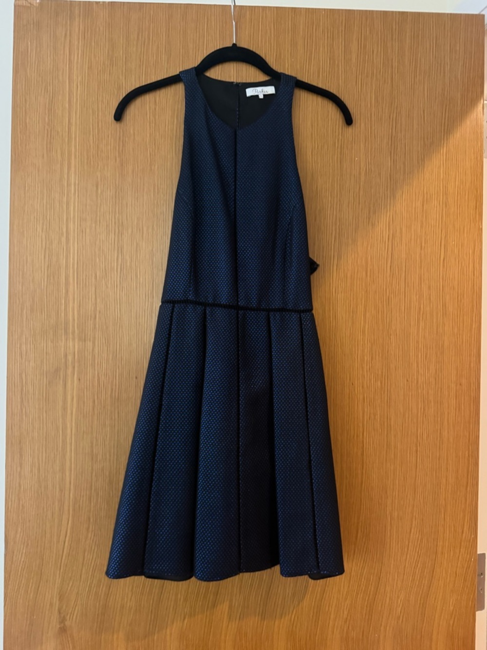 Elegant Navy Blue Sleeveless Dress